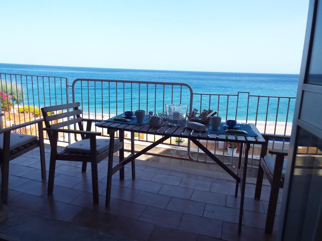 Taormina Holidays Residence Forza dʼAgro Exteriör bild