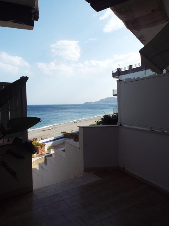 Taormina Holidays Residence Forza dʼAgro Exteriör bild