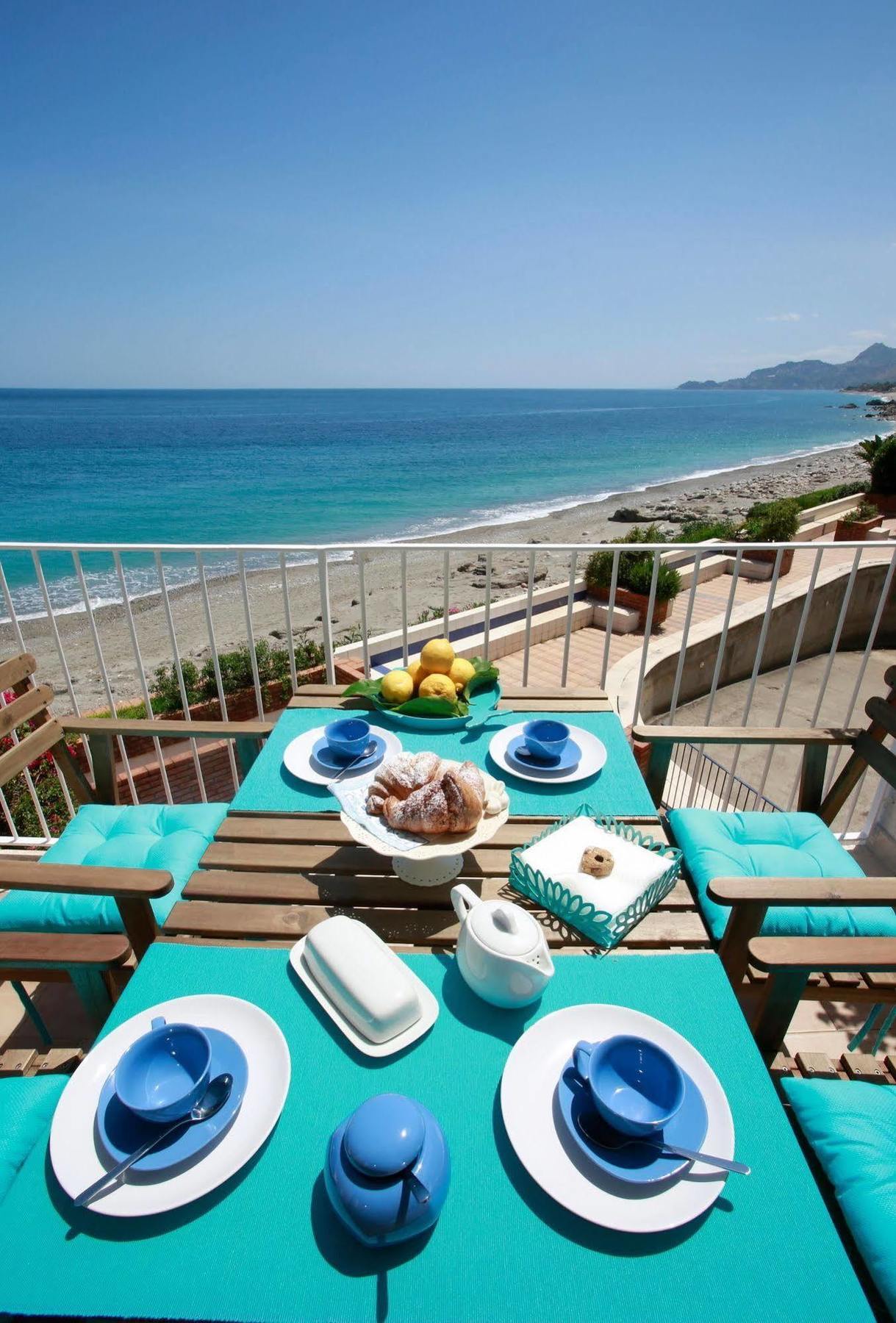 Taormina Holidays Residence Forza dʼAgro Exteriör bild